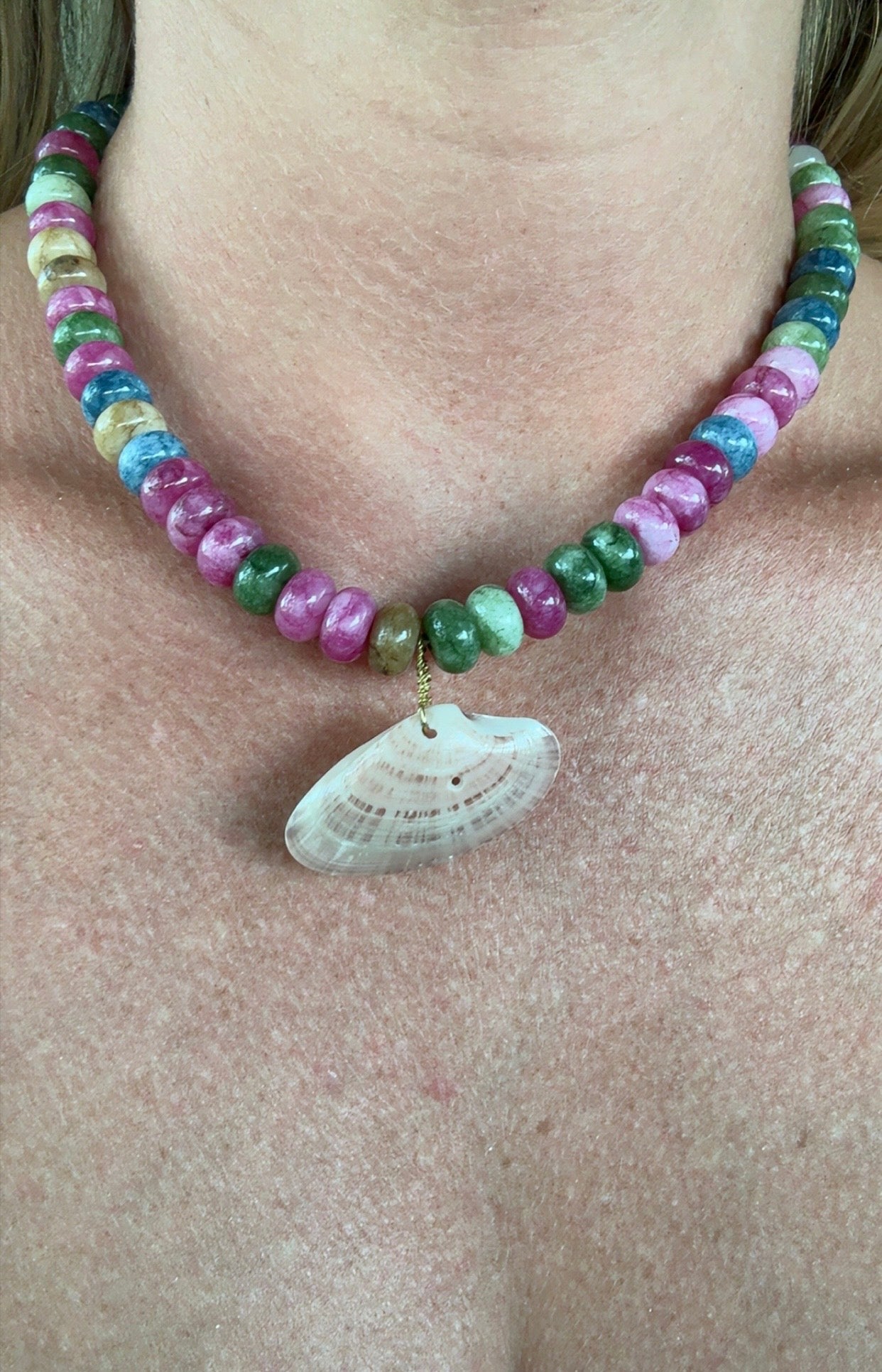 Rainbow Clam